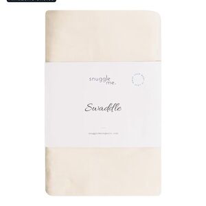 Snuggle Me Organic Cream Swaddle